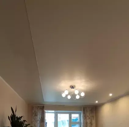 Натяжной потолок в спальню — Орск, улица Комарова, 2, фото 1